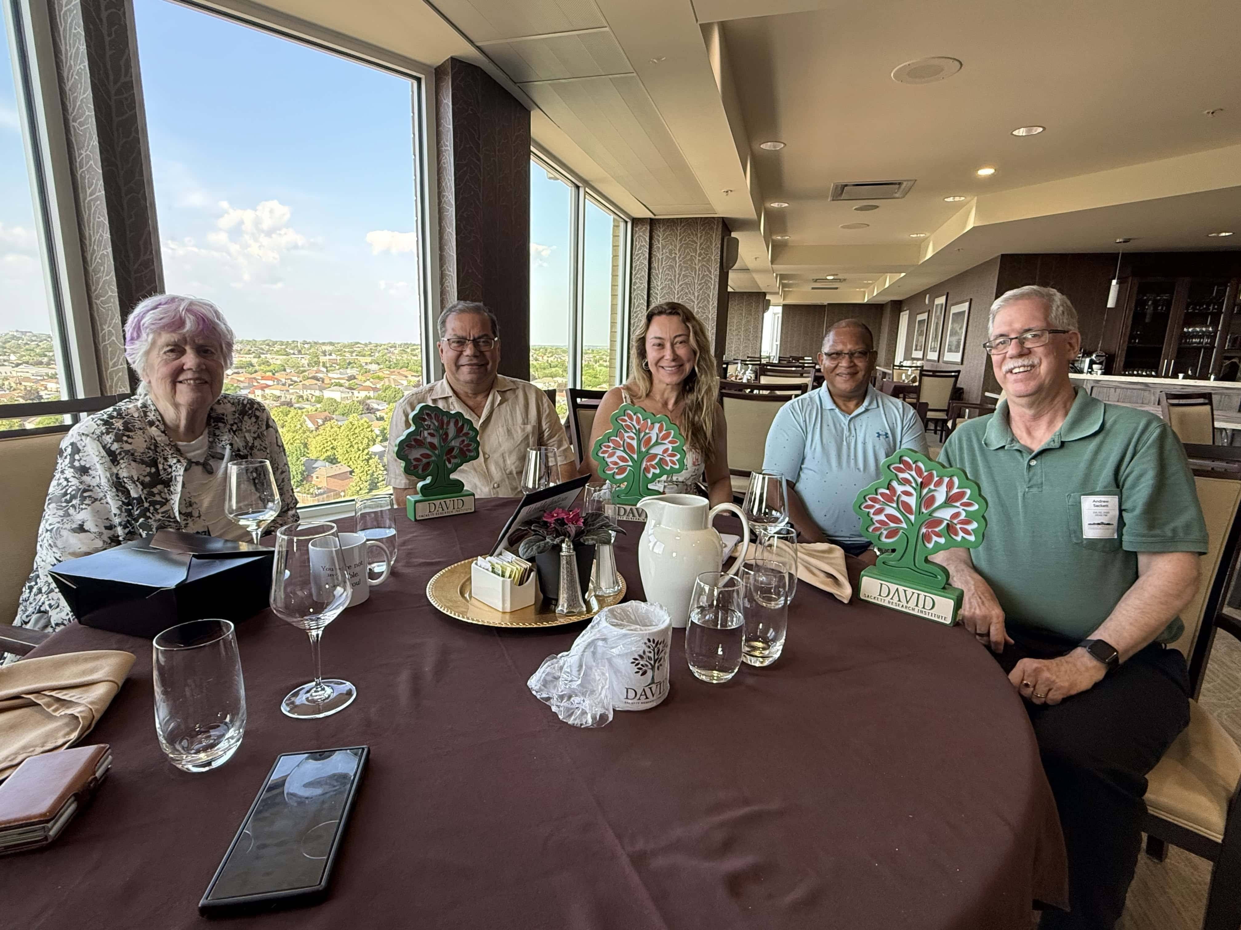 Reunião do Instituto David Sackett com Dra. Barbara Sackett e família para autorização do legado científico